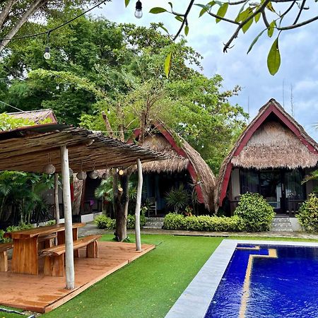 Krisna Bungalows And Restaurant Sekotong Exteriér fotografie