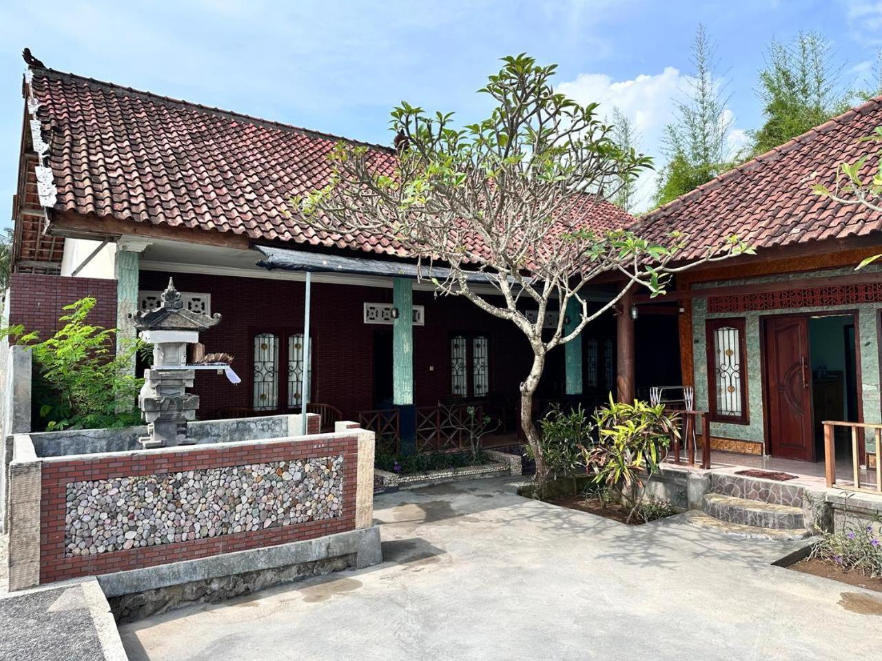Krisna Bungalows And Restaurant Sekotong Exteriér fotografie