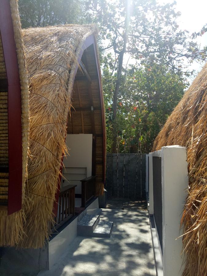 Krisna Bungalows And Restaurant Sekotong Exteriér fotografie