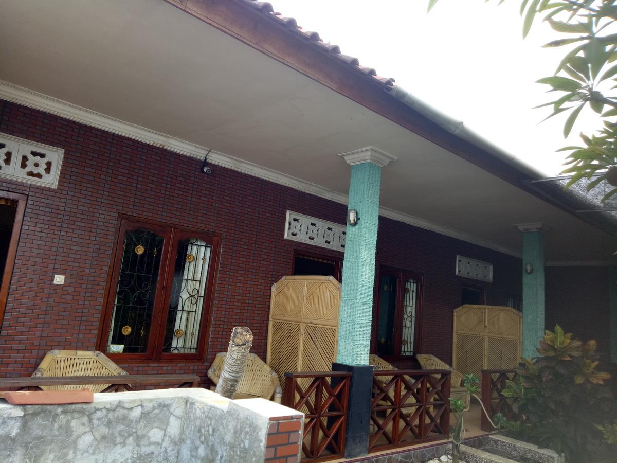Krisna Bungalows And Restaurant Sekotong Exteriér fotografie
